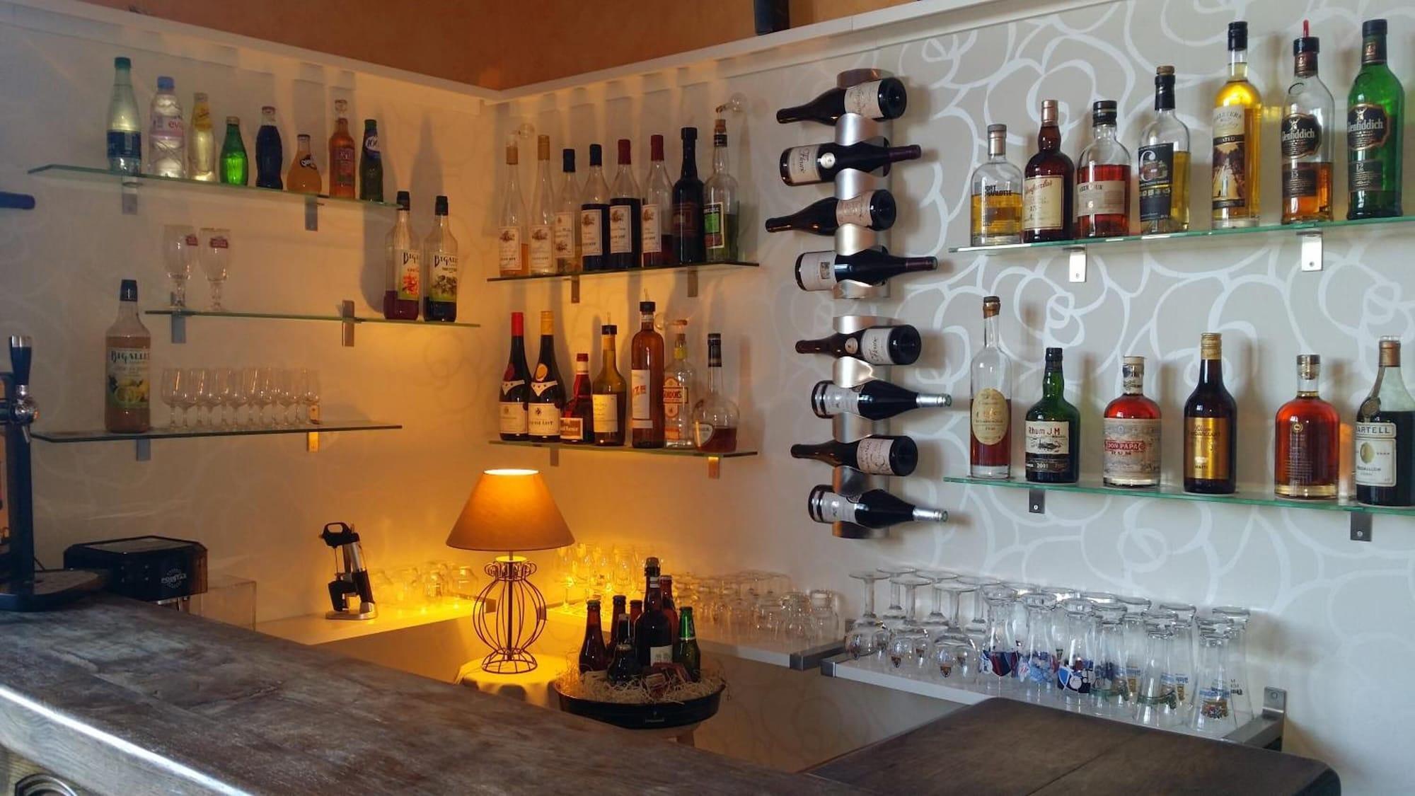 Hotel Des Grands Vins 3*