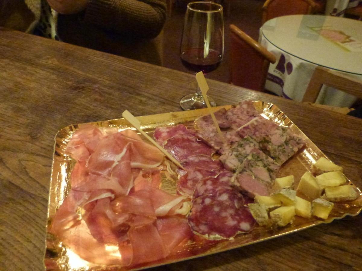 Des Grands Vins